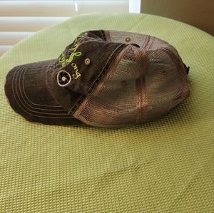 Caps used look new unisex.